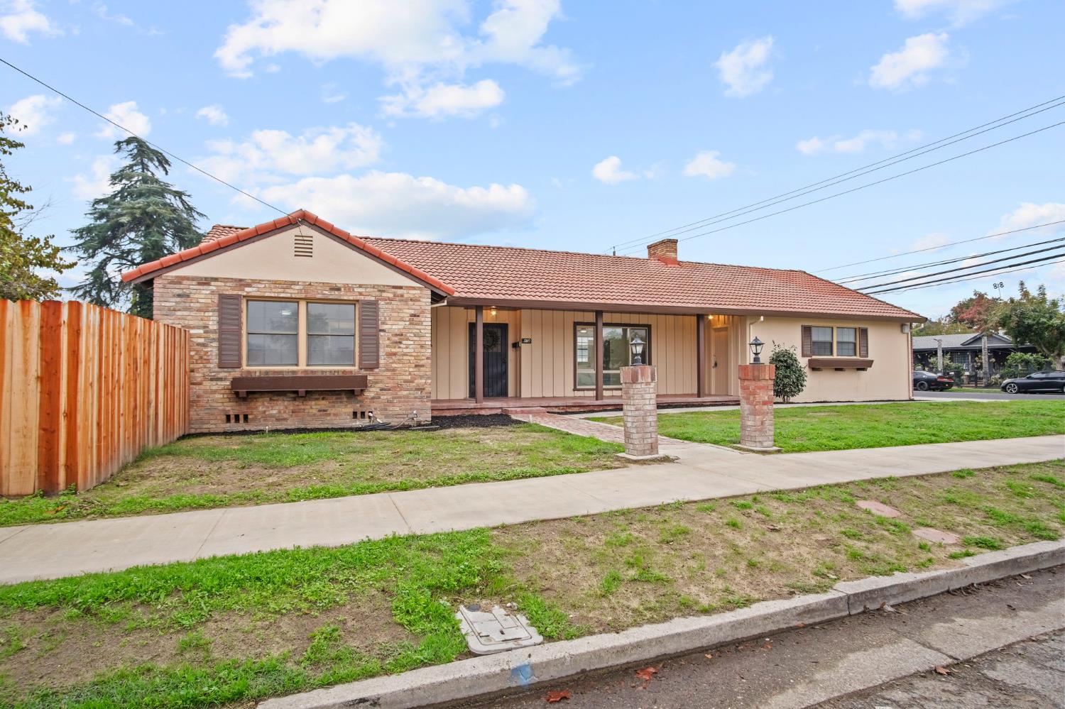 1360 Grove Ave, Atwater, CA 95301