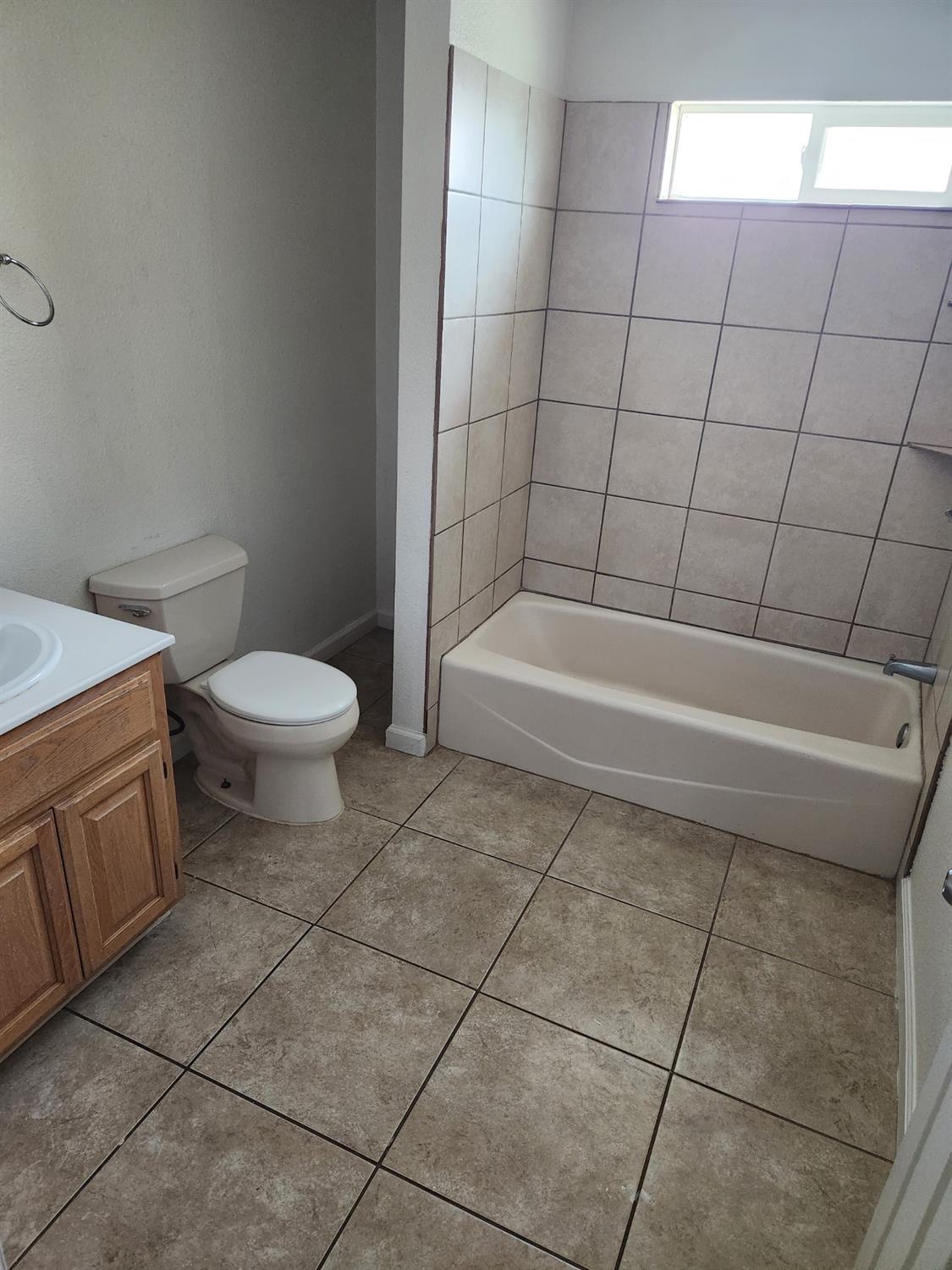 5704 W State Highway 140, Atwater, CA 95301