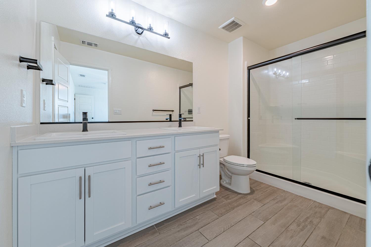 2104 Redding Way, Atwater, CA 95301